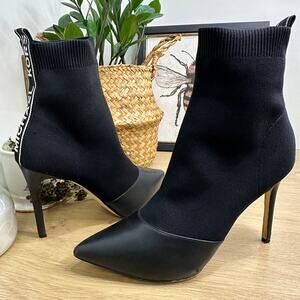 MICHAEL MICHAEL KORS Vicky Logo Tape Knit Ankle Boots SZ 9.5 Black Point Toe